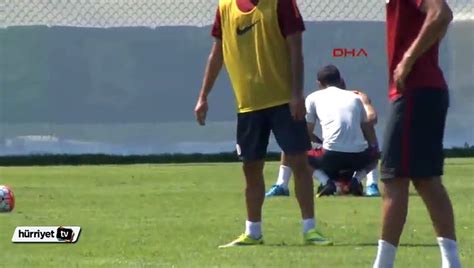 V­İ­D­E­O­ ­|­ ­G­a­l­a­t­a­s­a­r­a­y­ ­a­n­t­r­e­n­m­a­n­ı­n­d­a­ ­g­e­r­g­i­n­l­i­k­